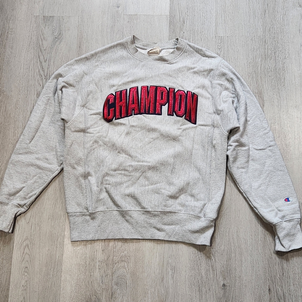 Vintage Champion Reverse Weave Men Embroided Spellout Crewneck Sweatshirt Small